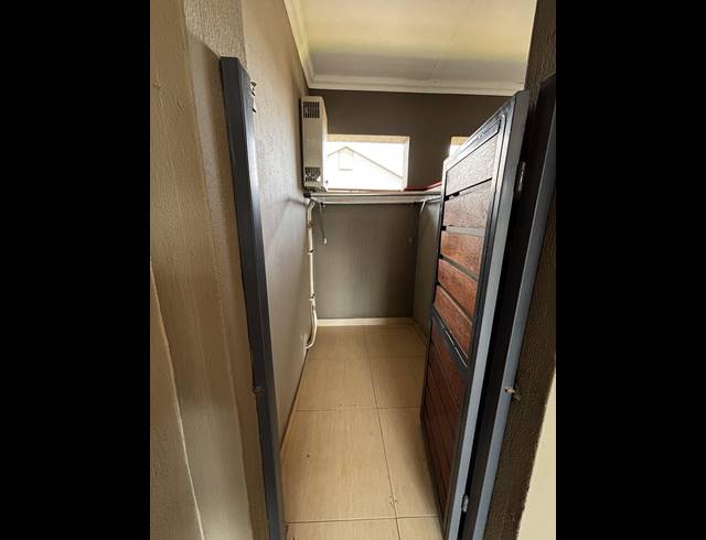2 BEDROOM APARTMENT FOR SALE IN ROODEPARK ECO ESTATE